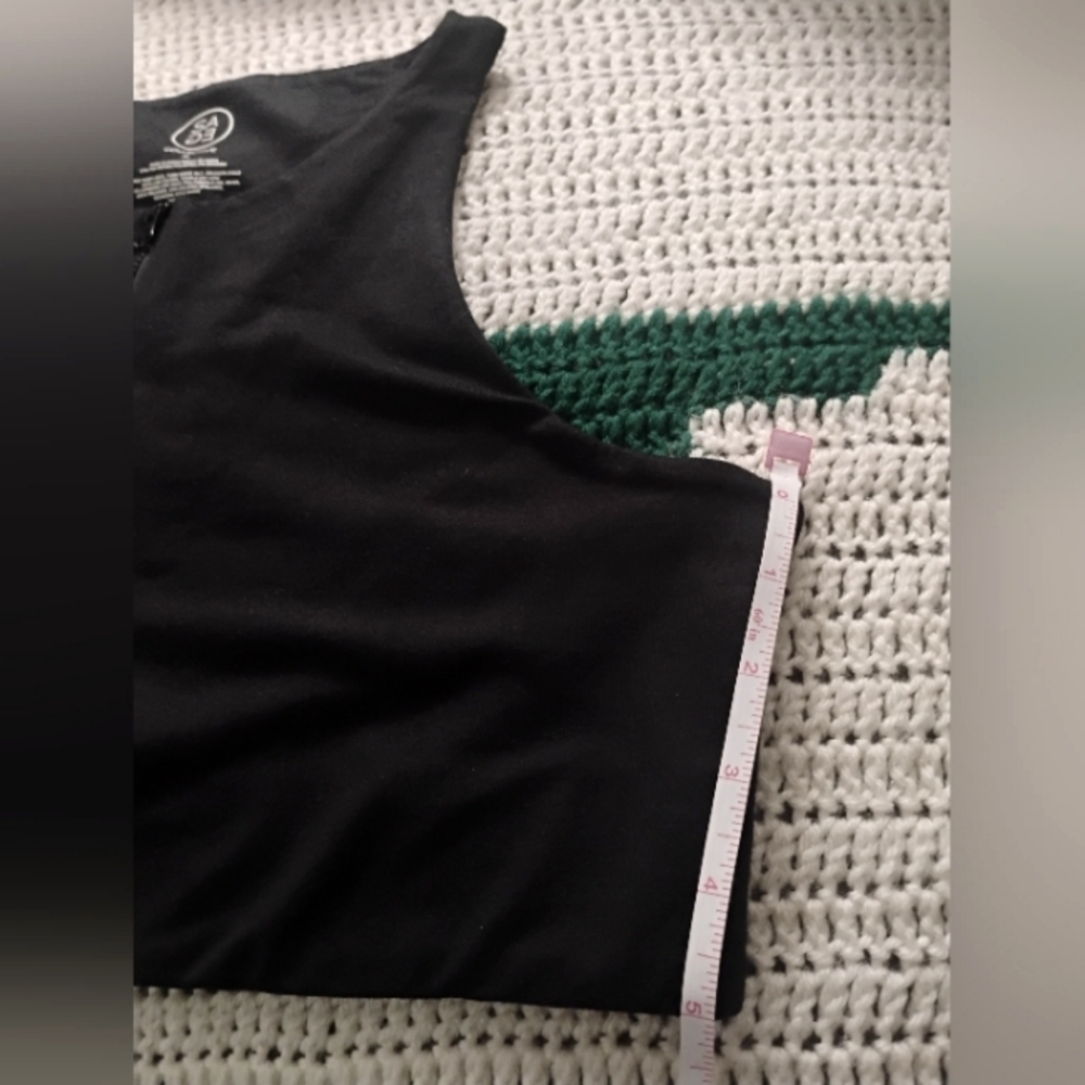Sage Collective Black Racerback Zip Up Yoga Cropped Tank Sz XL NWOT - Picture 6 of 9